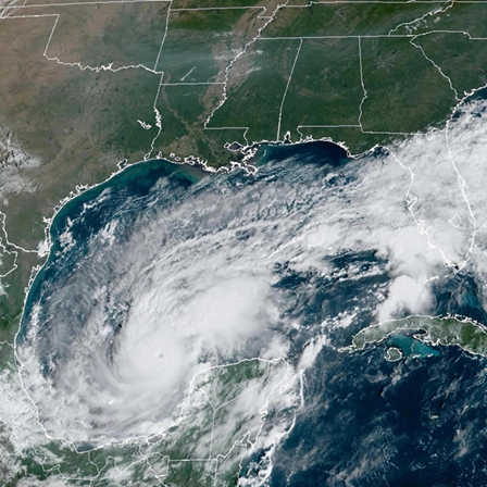 EL HURACÁN “MILTON” CATEGORÍA 5, SIGUE SE ACERCA AL ÁREA DE LA BAHÍA DE TAMPA, EN FLORIDA 