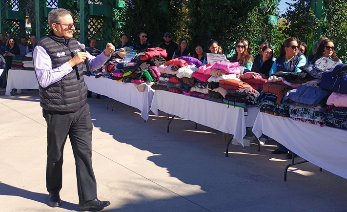 ENTREGAN MIL 200 CHAMARRAS A NIÑAS, NIÑOS Y ADOLESCENTES GRACIAS A LA CAMPAÑA “JUNTOS SIN FRÍO”