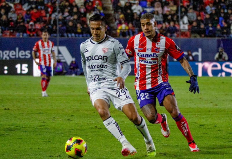 ADSL CAE ANTE EL NECAXA