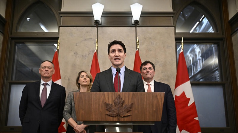 TRUDEAU TAMBIÉN APLICARÁ ARANCELES CANADIENSES