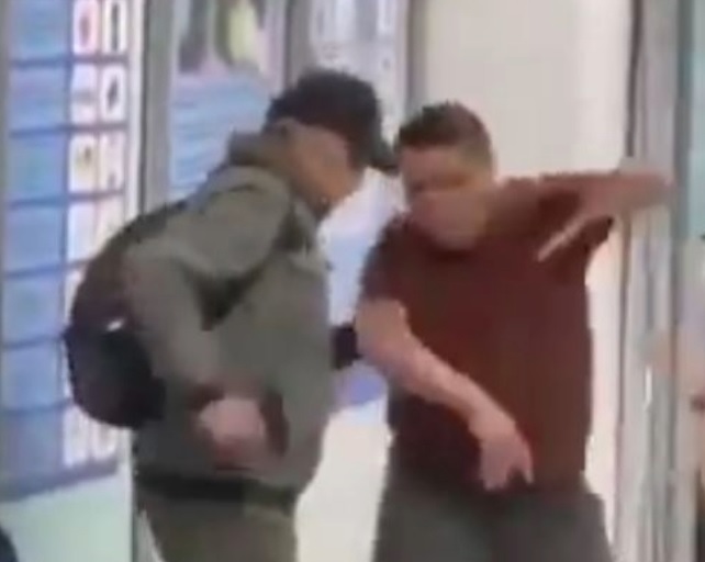 EXBOXEADOR DE KAZAJSTÁN, SE CONVIRTIÓ EN EL “HOMBRE MÁS VALIENTE DE LA TIERRA”,