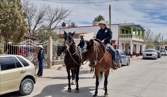 LLEVAN PROGRAMA DE LA POLICÍA MUNICIPAL “24 HORAS EN TU BARRIO” A COLONIA CRUCERO