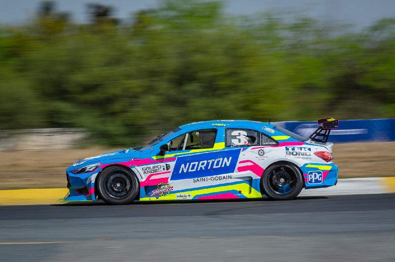 TRIUNFO DE LA GTM PRO 2, PARA “KEKO” PÉREZ Y EL SHAMROCK RACING EN LA SUPER COPA ROSHFRANS DE MONTERREY