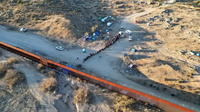 TRES MIGRANTES MURIERON EN SU INTENTO DE CRUZAR A EE.UU. POR LA FRONTERA DE CALIFORNIA
