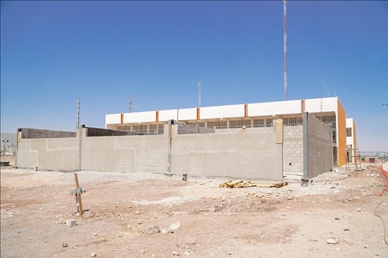 AVANZA MUNICIPIO EN CONSTRUCCIÓN DE AULAS MULTIDISCIPLINARIAS EN EL CECYTECH 20 ORIENTE