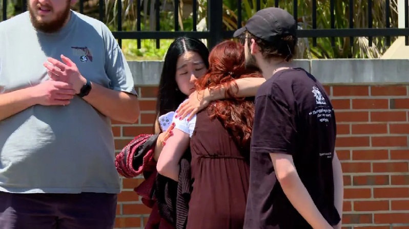 DOS MUERTOS Y CINCO HERIDOS EN TIROTEO MASIVO EN LA UNIVERSIDAD ESTATAL DE FLORIDA