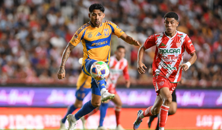 NECAXA Y TIGRES EMPATAN EN AGUASCALIENTES EN LA IDA DE CUARTOS DE FINAL DEL CLAUSURA 2025