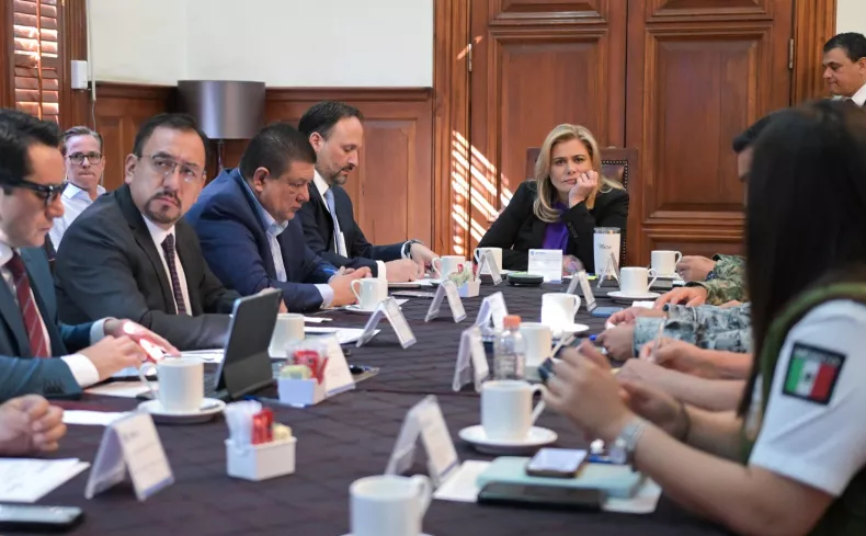 MARU CAMPOS ENCABEZA SESIÓN DE LA MESA DE SEGURIDAD EN PALACIO DE GOBIERNO