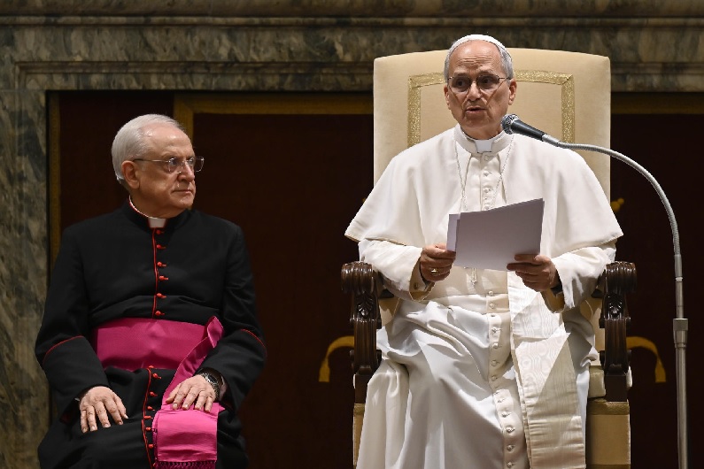 EL PAPA LEÓN XIV DICE SE DEBE RESPETAR LA DIGNIDAD DE LOS MIGRANTES