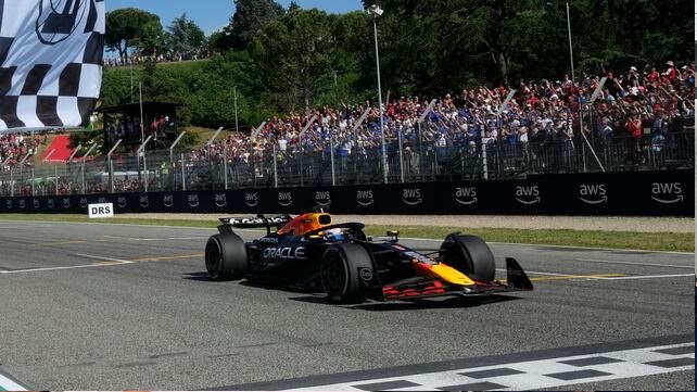 TRIUNFO DE MAX VERSTAPPEN EN EL GRAN PREMIO DE LA EMILIA-ROMAÑA.