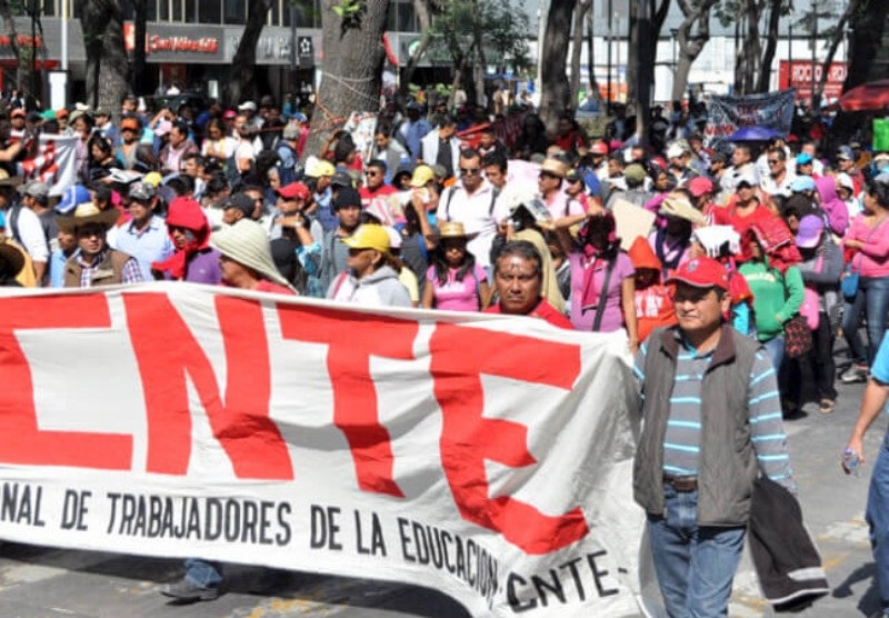 PLANTONES EN VARIOS PUNTOS DE PASEO DE LA REFORMA, EN CDMX FUERON INSTALADOS POR CNTE