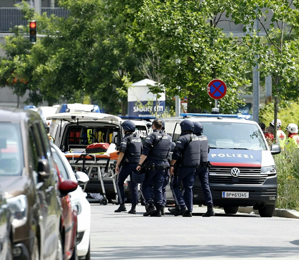 AL MENOS DIEZ PERSONAS FUE EL SALDO ESTE MARTES DE UN TIROTEO EN UN CENTRO DE ENSEÑANZA SECUNDARIA DE GRAZ, EN AUSTRIA