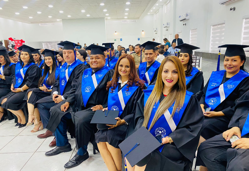 EGRESA NUEVA GENERACIÓN DE DOCTORES EN EDUCACIÓN DE LA ENSECH