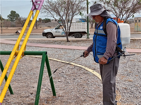 FUMIGA MUNICIPIO ESPACIOS PÚBLICOS PARA EVITAR ANIMALES PONZOÑOSOS Y PLAGAS