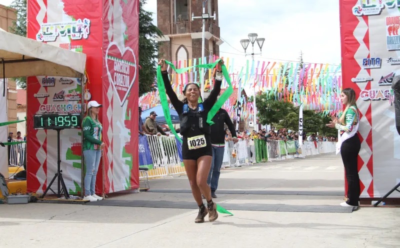 TRIUNFAN JOSÉ LUIS NIETO Y ANGÉLICA CABRERA EN LOS 100K DEL ULTRA MARATÓN DE LOS CAÑONES