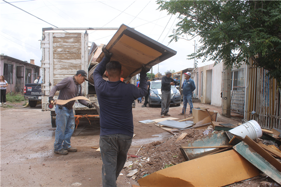 RETIRA GOBIERNO MUNICIPAL MIL 983 TONELADAS DE ARRASTRES EN CALLES Y AVENIDAS DE LA CIUDAD