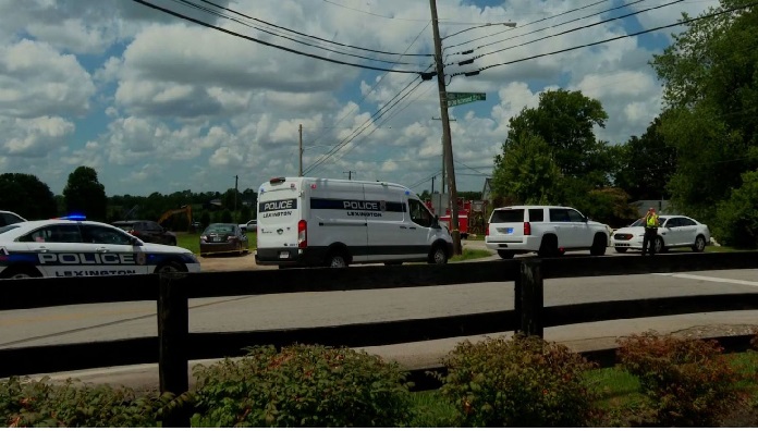DOS MUJERES MUERTAS Y VARIOS HERIDOS POR TIROTEO EN IGLESIA DE KENTUCKY