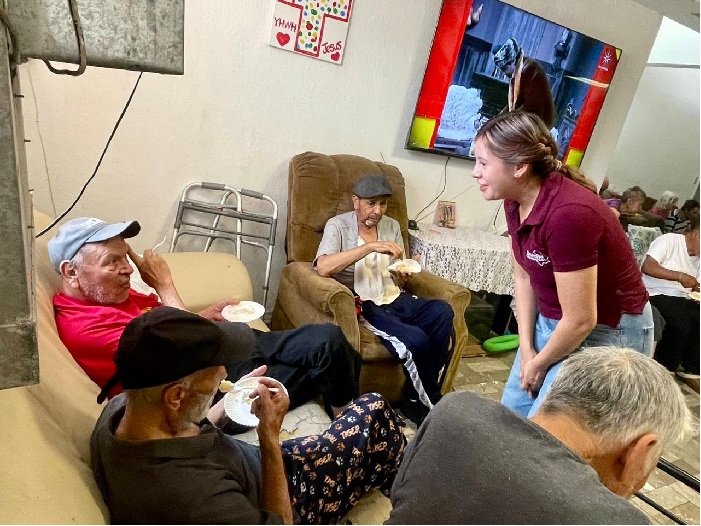 DIPUTADA JAEL ARGÜELLES FORTALECE LAZOS DE SOLIDARIDAD CON ADULTOS MAYORES
