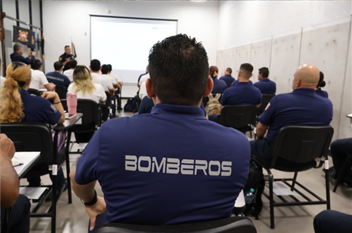 INICIA ACADEMIA PARA BOMBEROS VOLUNTARIOS CON 34 ASPIRANTES