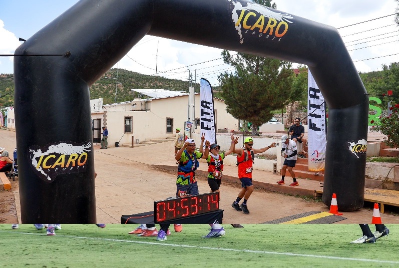 GANAN JUAN CARLOS BORJA Y MARLYN MORALES EL CUSI TRAIL RUN 2025 EN CUSIHUIRIACHI