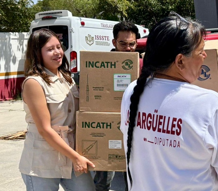 DIPUTADA JAEL ARGÜELLES FORTALECE AL ISSSTE JUÁREZ CON DONACIÓN DE INSUMOS MÉDICOS