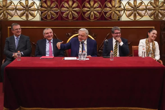 LA PRESIDENTA CLAUDIA SHEINBAUM TIENE UN PODER LEGISLATIVO Y JUDICIAL AFÍN A SU PROYECTO, PERO NO TODO SERÁ TERSO, CONSIDERAN EXPERTOS.