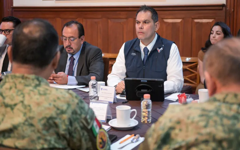 PARTICIPAN AUTORIDADES EN SESIÓN DE LA MESA DE SEGURIDAD, EN PALACIO DE GOBIERNO