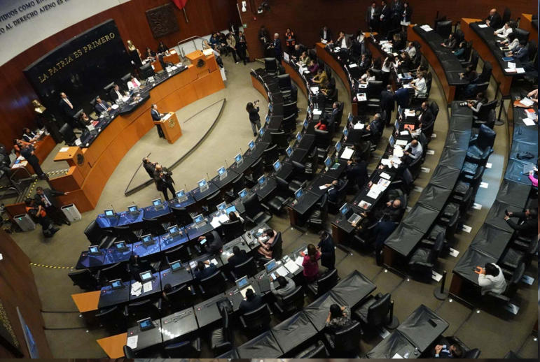 POR PRESUNTO HUACHICOL FISCAL DE 170 MIL MDP SENADO EXIGE INVESTIGAR A AMLO 