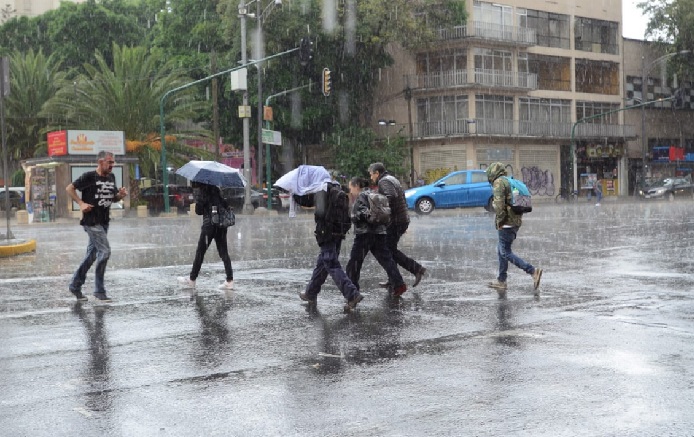 HABRÁ LLUVIAS DURANTE EL GRITO DE INDEPENDENCIA EN ALGUNOS ESTADOS