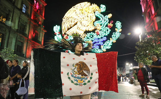 SE PREPARA MÉXICO PARA EL PRIMER GRITO DE INDEPENDENCIA DE UNA PRESIDENTA