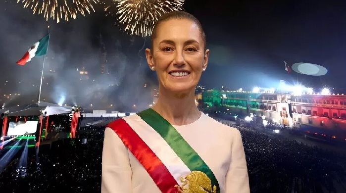 SHEINBAUM, PRIMERA MUJER EN DAR EL GRITO DE INDEPENDENCIA
