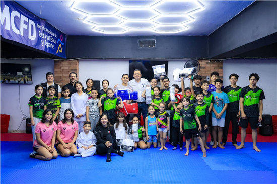 RECONOCE ALCALDE MARCO BONILLA LA FORMACIÓN DEPORTIVA EN LA ACADEMIA JAVIMO TAEKWONDO