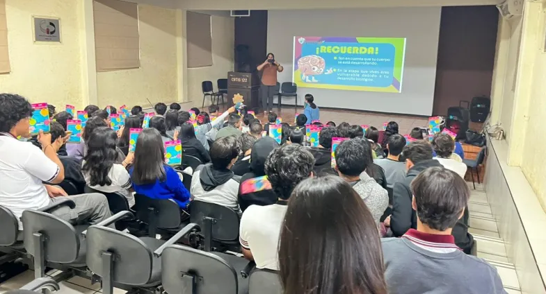PROMUEVE DIF ESTATAL ACCIONES DE PREVENCIÓN Y AUTOCUIDADO ENTRE JÓVENES DEL CBTIS 122