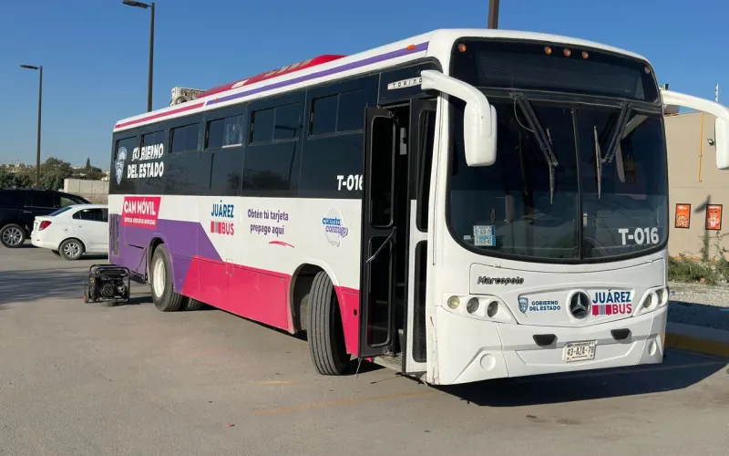ACERCAN EL CAM MÓVIL DEL JUÁREZBUS AL COBACH #11