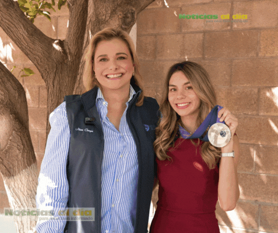 MARU CAMPOS RECONOCE A ALEGNA GONZÁLEZ COMO UN EJEMPLO PARA LOS CHIHUAHUENSES