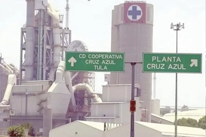 EL PLEITO LEGAL POR LA COOPERATIVA LA CRUZ AZUL HA DEJADO AL MENOS 12 MUERTOS.
