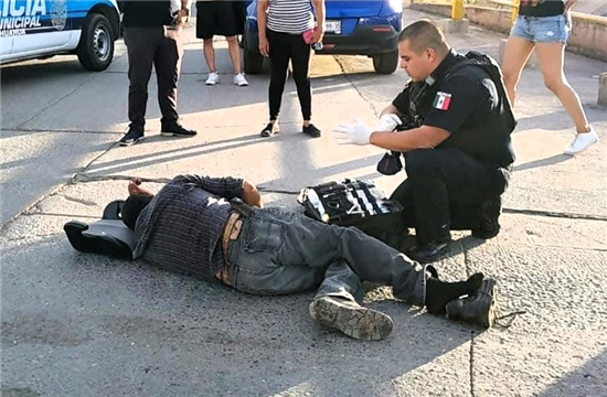 IVÁN EDUARDO MARTÍNEZ UN POLICÍA MUNICIPAL CON VOCACIÓN QUE HA APOYADO CINCO PARTOS