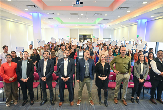 APOYAN A 100 EMPRENDEDORES CHIHUAHUENSES CON CHEQUES PARA ADQUISICIÓN DE MATERIALES