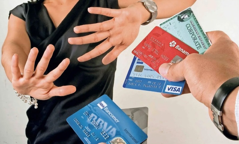 NO PAGAR MÁS POR CANCELAR TARJETAS