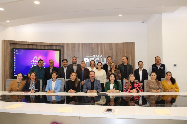 SE INTEGRA EL CONSEJO MUNICIPAL DE PARTICIPACIÓN SOCIAL EN LA EDUCACIÓN: REG. MYRNA MONGE