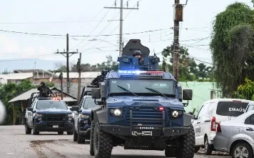 17 HOMBRES Y TRES MUJERES HAN SIDO RESCATADOS POR EL EJÉRCITO Y LA GUARDIA NACIONAL EN CULIACÁN 