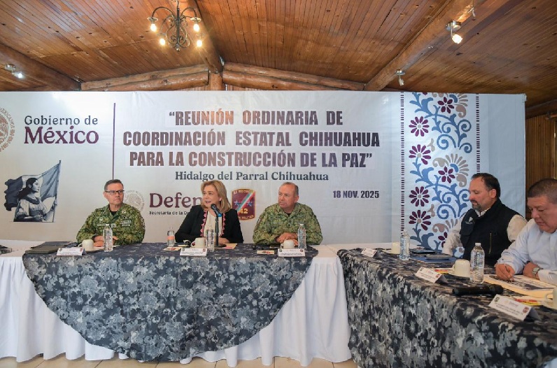 MARU CAMPOS ENCABEZA SESIÓN DE LA MESA DE SEGURIDAD EN PARRAL