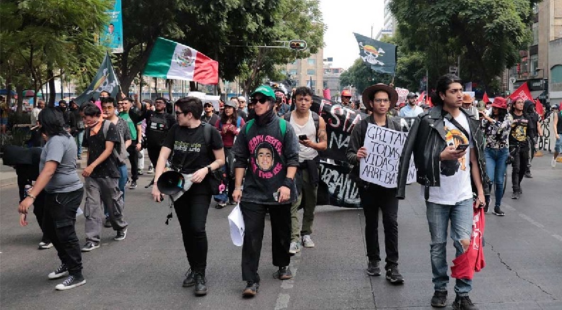 LIBERTAD A TRES DETENIDOS POR MARCHA DE GENERACIÓN Z LES CONCEDEN PROCESO EN LIBERTAD