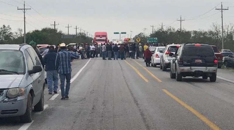 CAMPESINOS Y TRANSPORTISTAS EXHORTARON A LA CIUDADANÍA A QUE NO SALGAN DE CASA EL LUNES 24 DE NOVIEMBRE