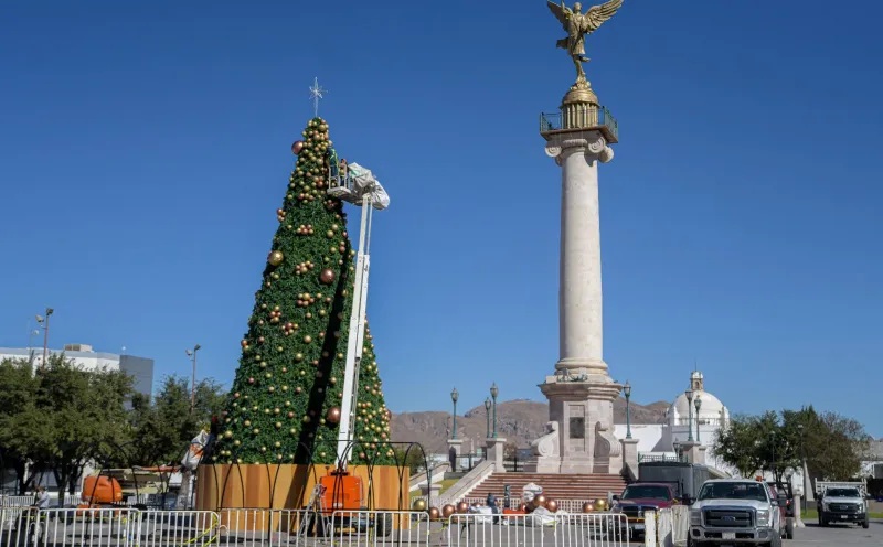 INVITA GOBIERNO DEL ESTADO A DISFRUTAR DE LAS ATRACCIONES NAVIDEÑAS EN LA PLAZA DEL ÁNGEL