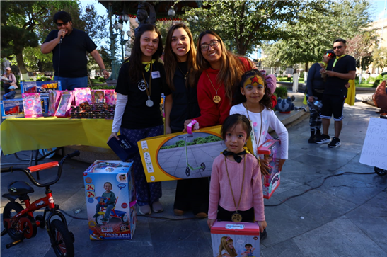 DISFRUTAN FAMILIAS DEL VALENTÍA FEST; EVENTO DEL MUNICIPIO PARA PREVENIR LA VIOLENCIA DE GÉNERO