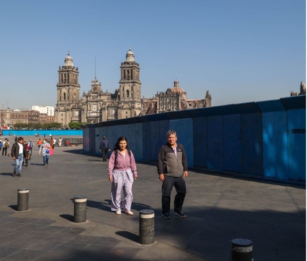 ANTE LA MARCHA DEL 25N, REFUERZAN SEGURIDAD EN EL ZOCALO DE LA CDMX