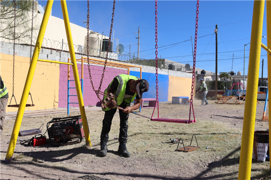 ATIENDE MUNICIPIO DIARIAMENTE PARQUES DE LA CIUDAD PARA LAS FAMILIAS CAPITALINAS