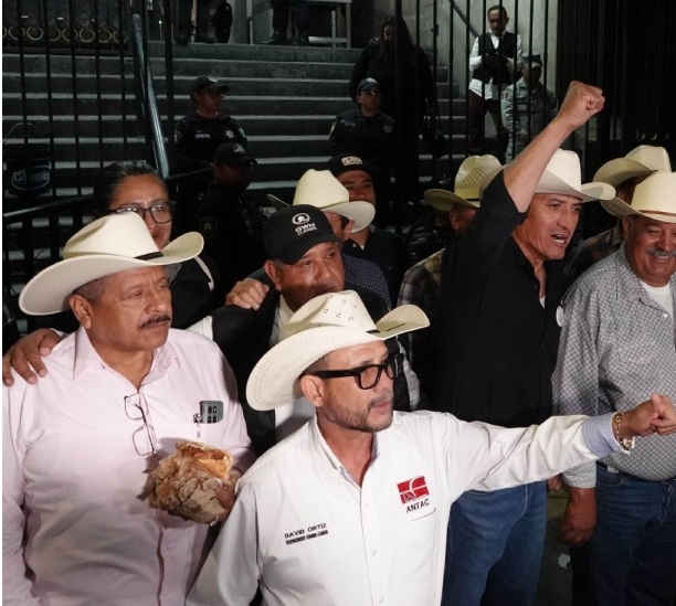 DIÁLOGO DIRECTO CON LA SECRETARIA DEL BIENESTAR, EXIGEN CAMPESINOS EN EL SENADO
