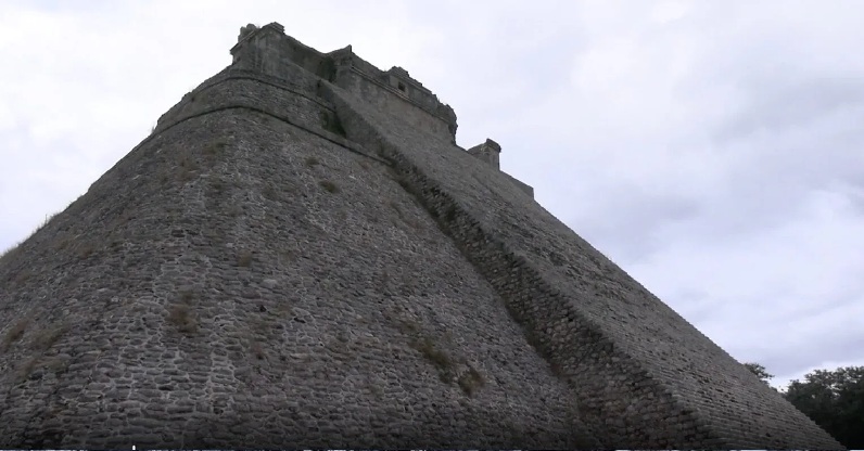 LA ZONA ARQUEOLÓGICA DE UXMAL ESTÁ DE FIESTA | 